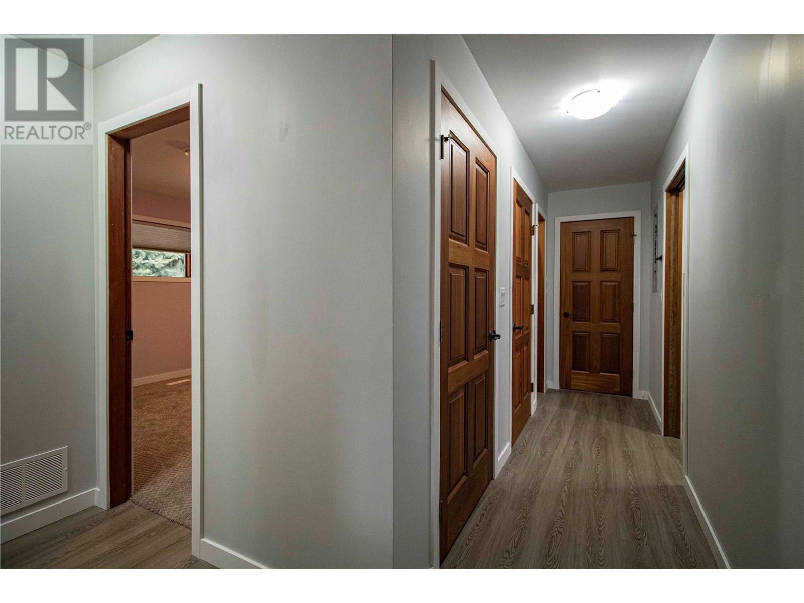 303 Roy Avenue Property Photo 21