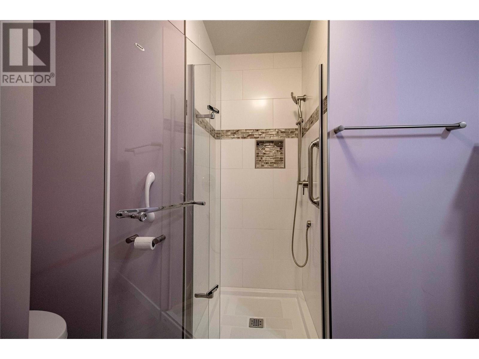 303 Roy Avenue Property Photo 29