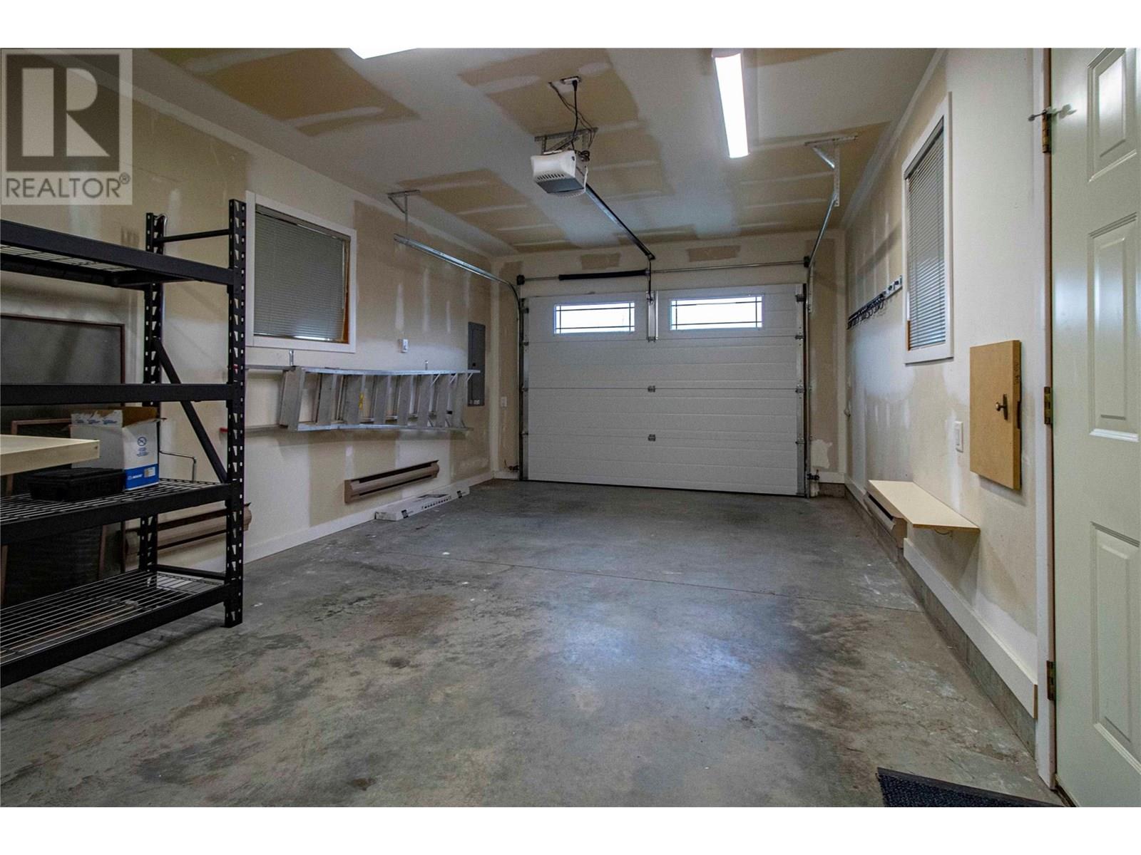 303 Roy Avenue Property Photo 35