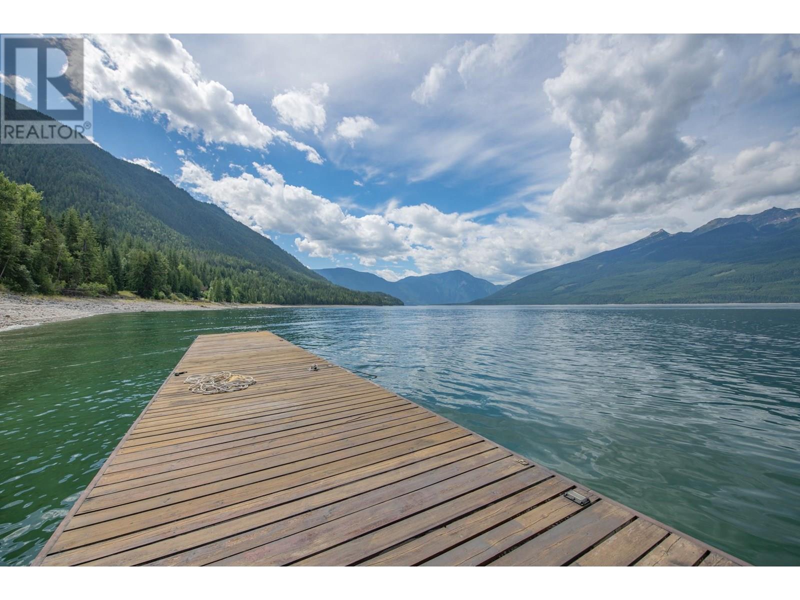 1710 Highway 6 Road Property Photo 8