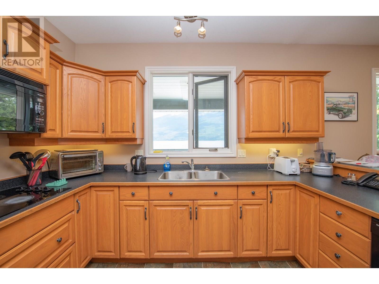 1710 Highway 6 Road Property Photo 20