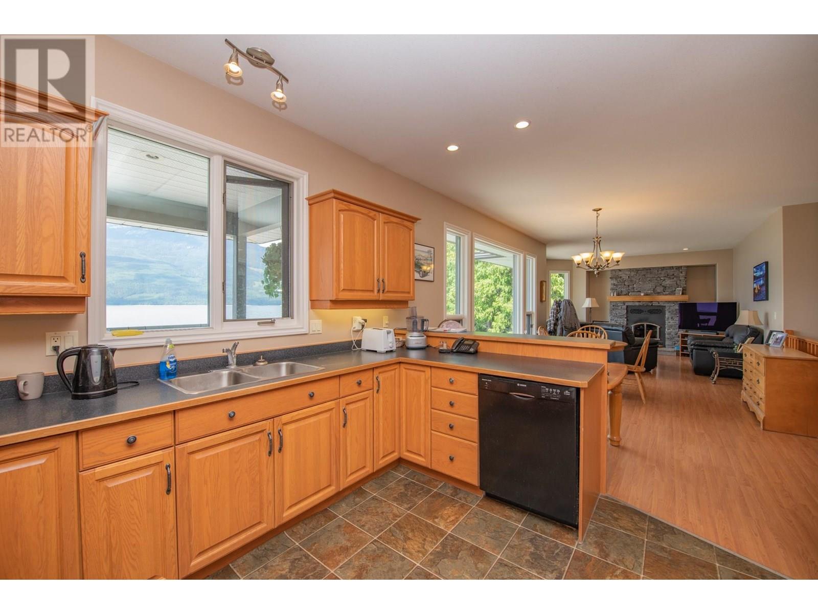 1710 Highway 6 Road Property Photo 21
