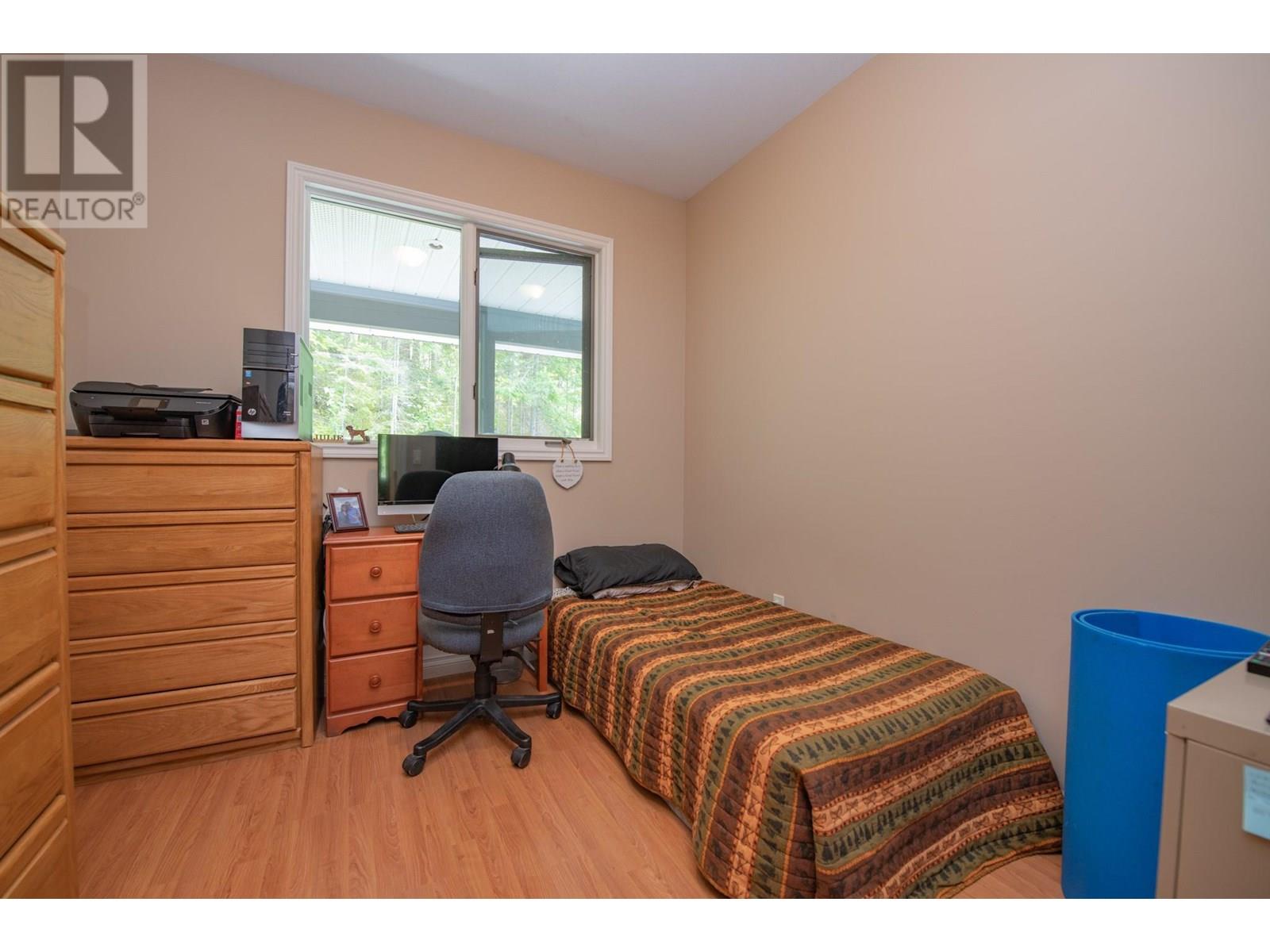 1710 Highway 6 Road Property Photo 32