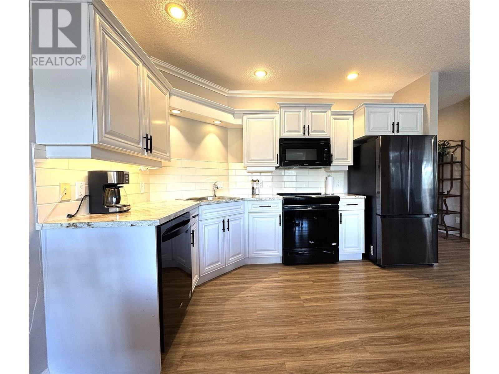 100 Bighorn Boulevard Unit# 104i Property Photo 8