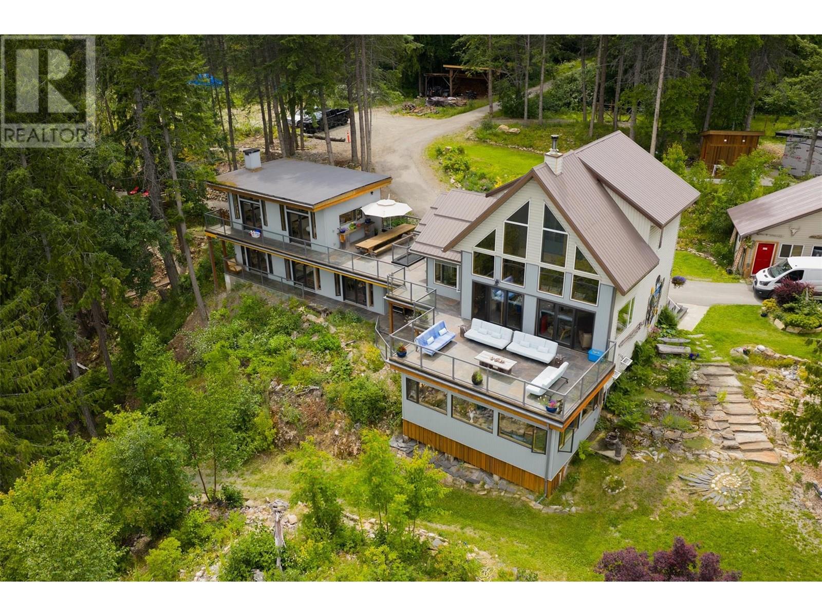 5278 Amundsen Road Property Photo 37