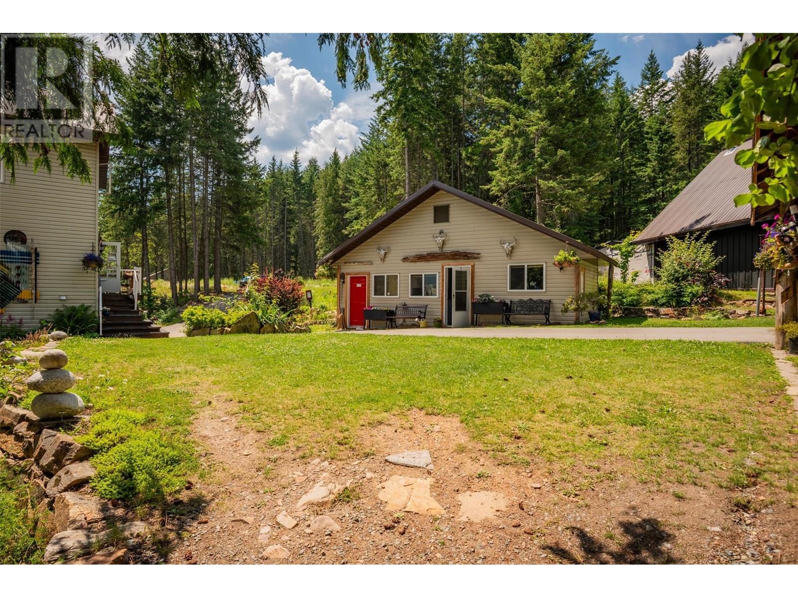 5278 Amundsen Road Property Photo 56