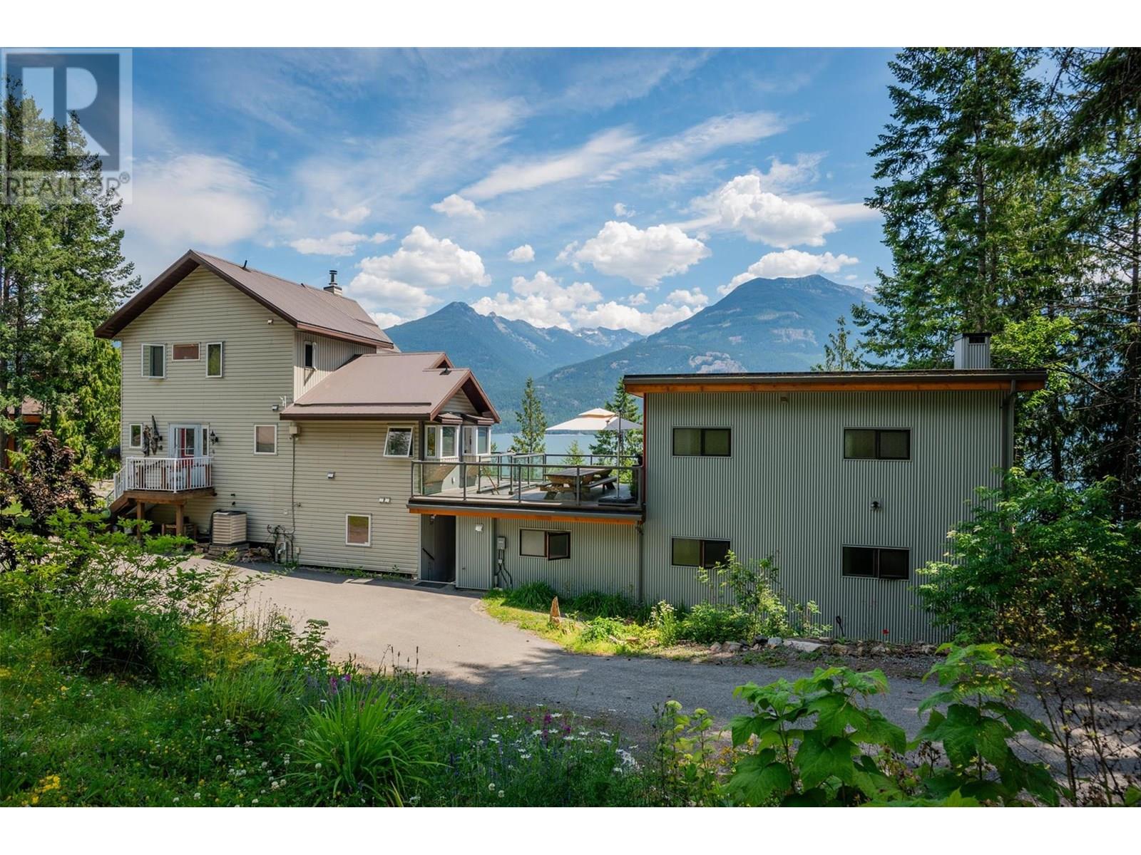 5278 Amundsen Road Property Photo 60