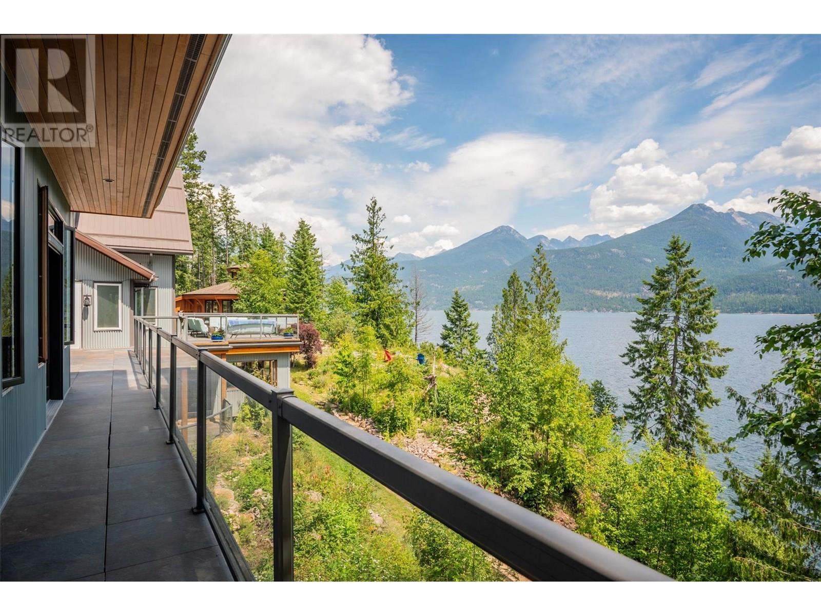 5278 Amundsen Road Property Photo 65