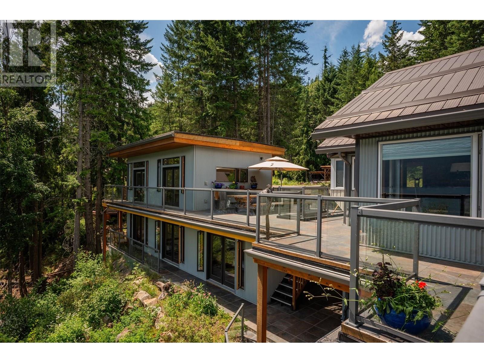 5278 Amundsen Road Property Photo 68