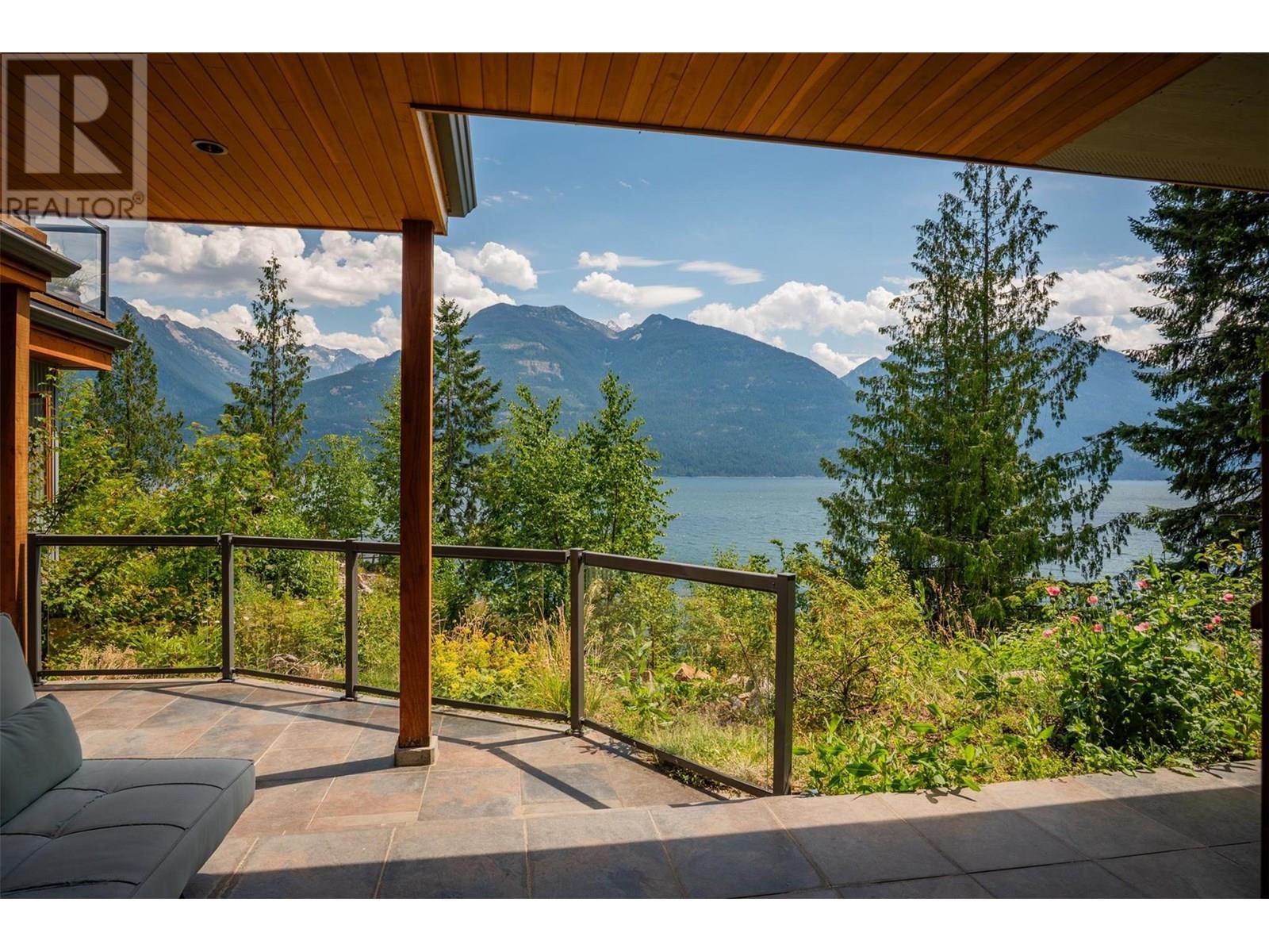5278 Amundsen Road Property Photo 69