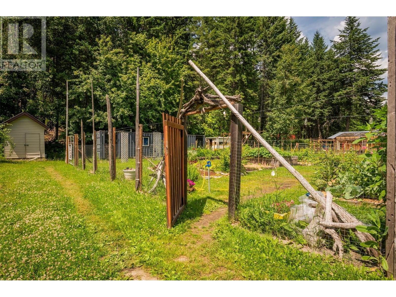 5278 Amundsen Road Property Photo 70