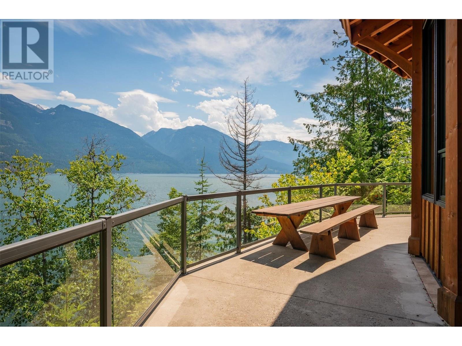 5278 Amundsen Road Property Photo 83