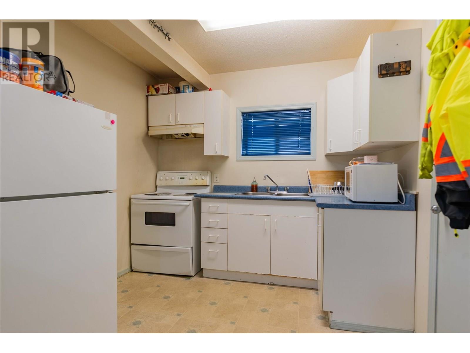 1410 Bay Avenue Property Photo 27
