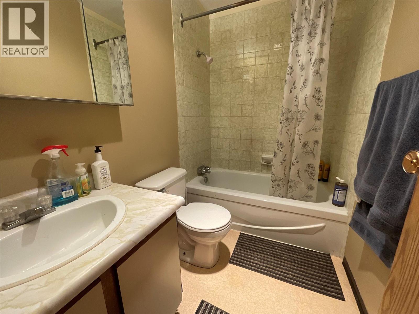 195 Chamberlain Crescent Unit# 202 Property Photo 8