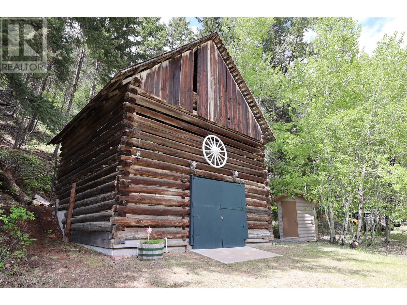 3172 Coalmont Road Property Photo 2