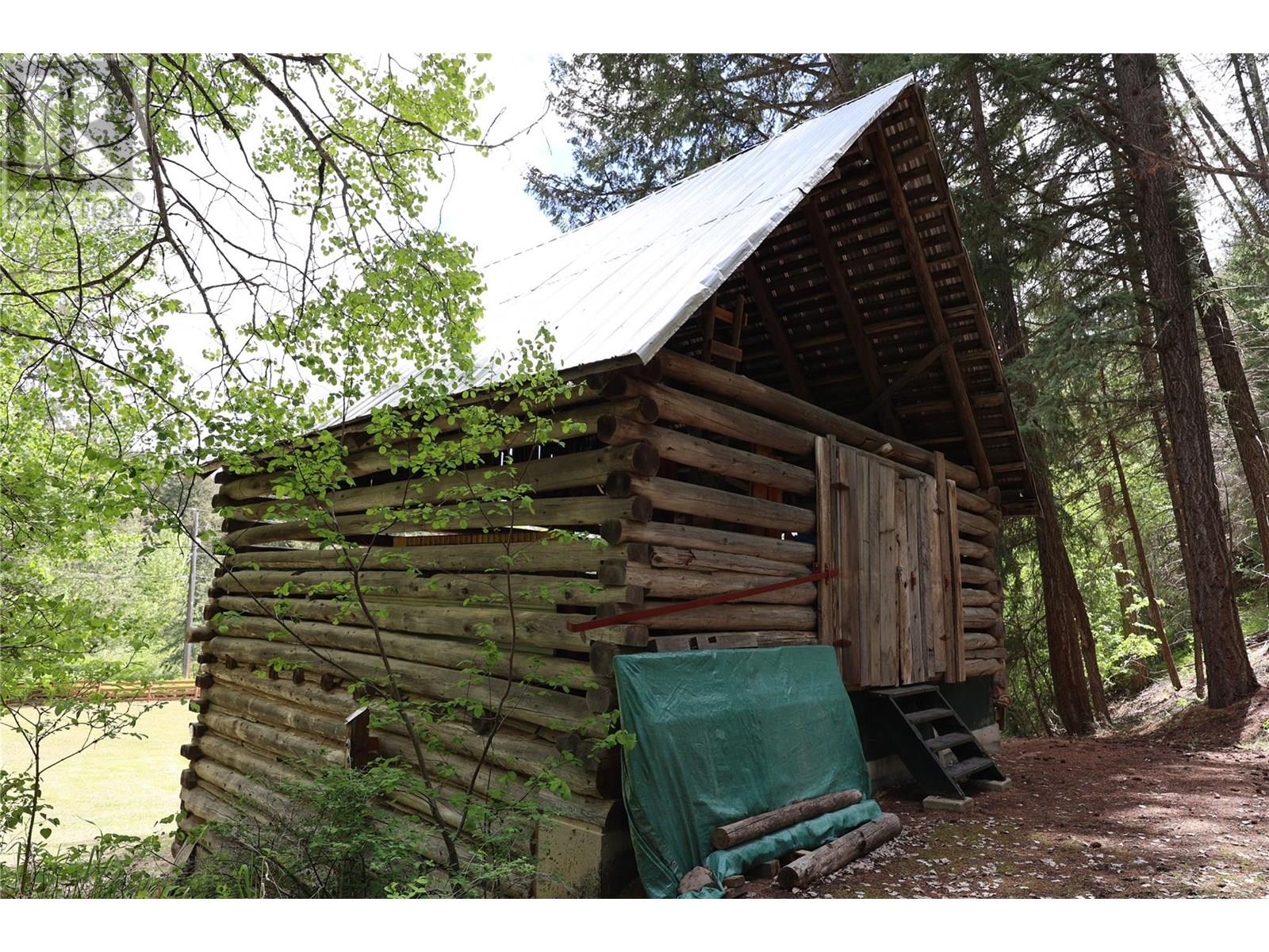3172 Coalmont Road Property Photo 10