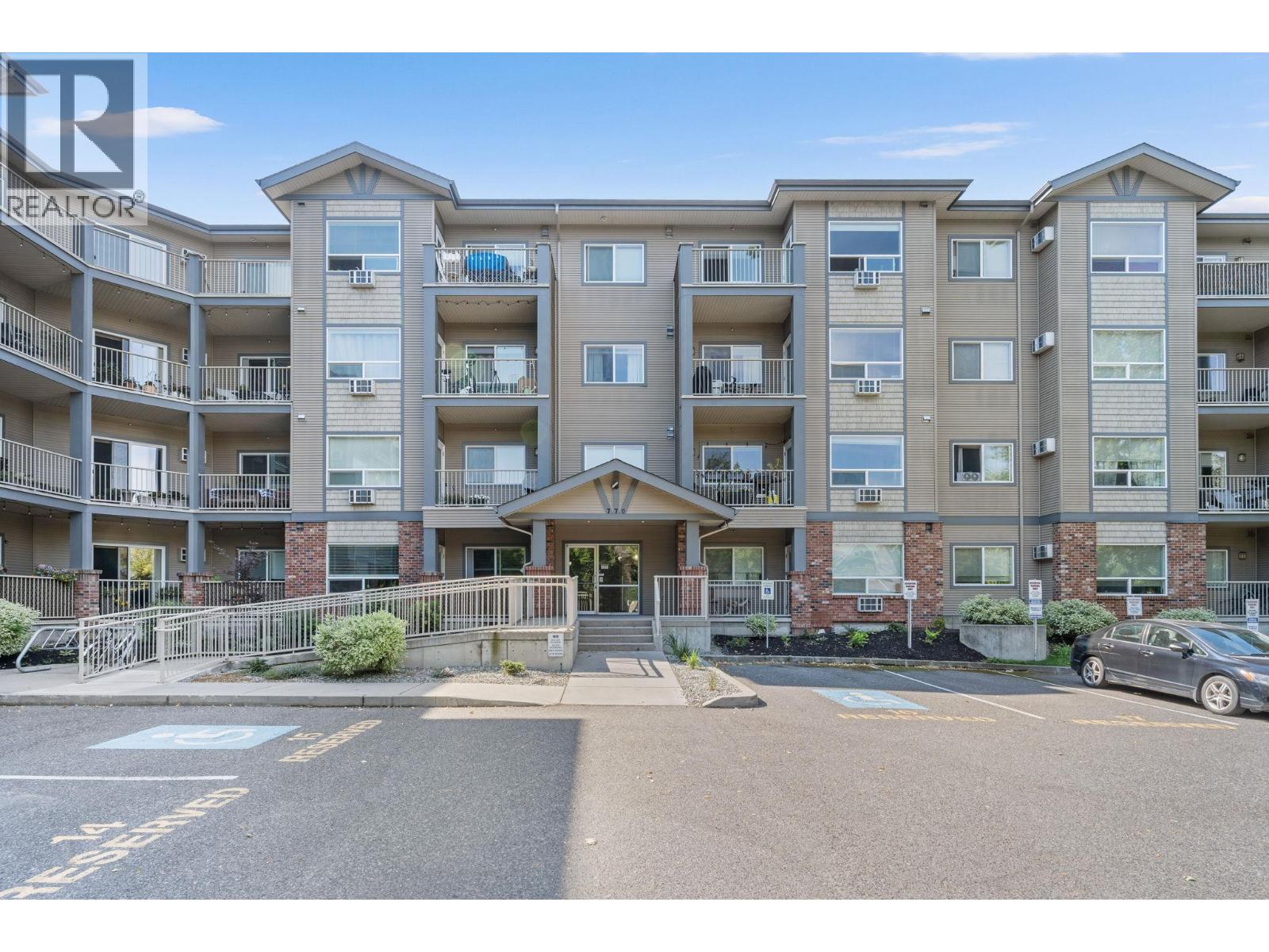 770 Rutland Road #304 Property Photo 2