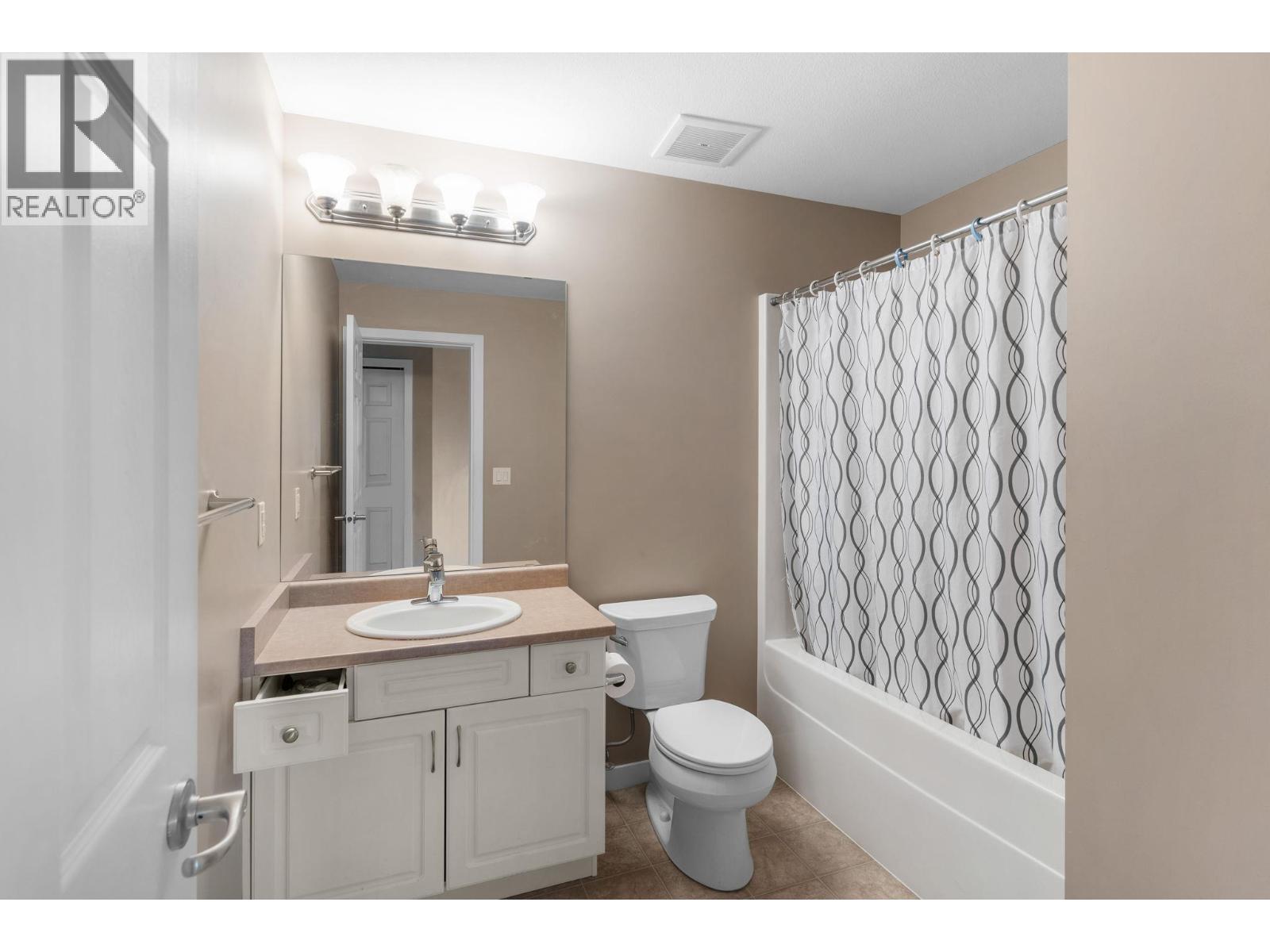 770 Rutland Road #304 Property Photo 12