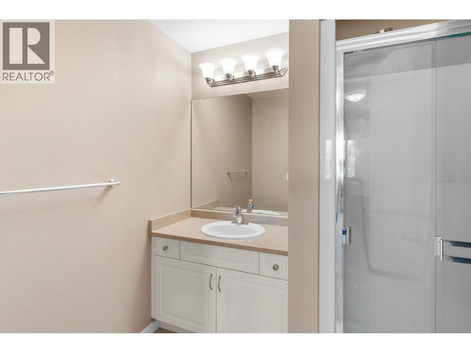 770 Rutland Road #304 Property Photo 17