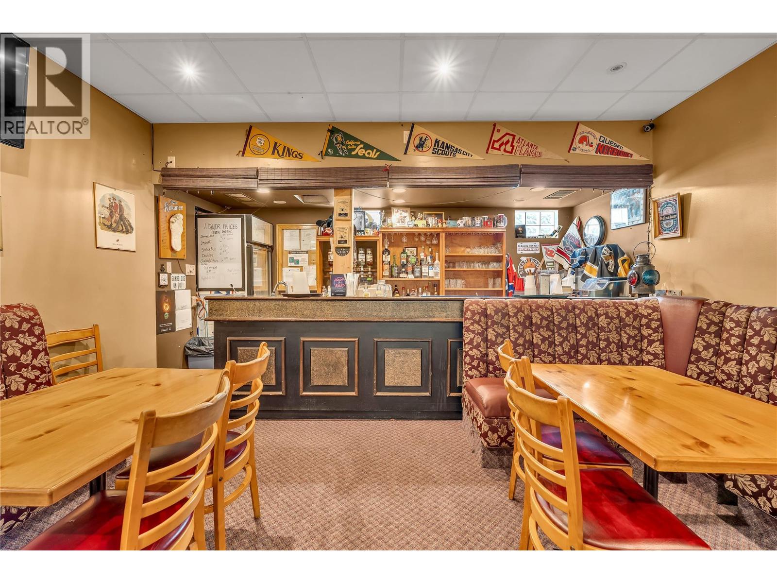 404 Lapworth Street Property Photo 1
