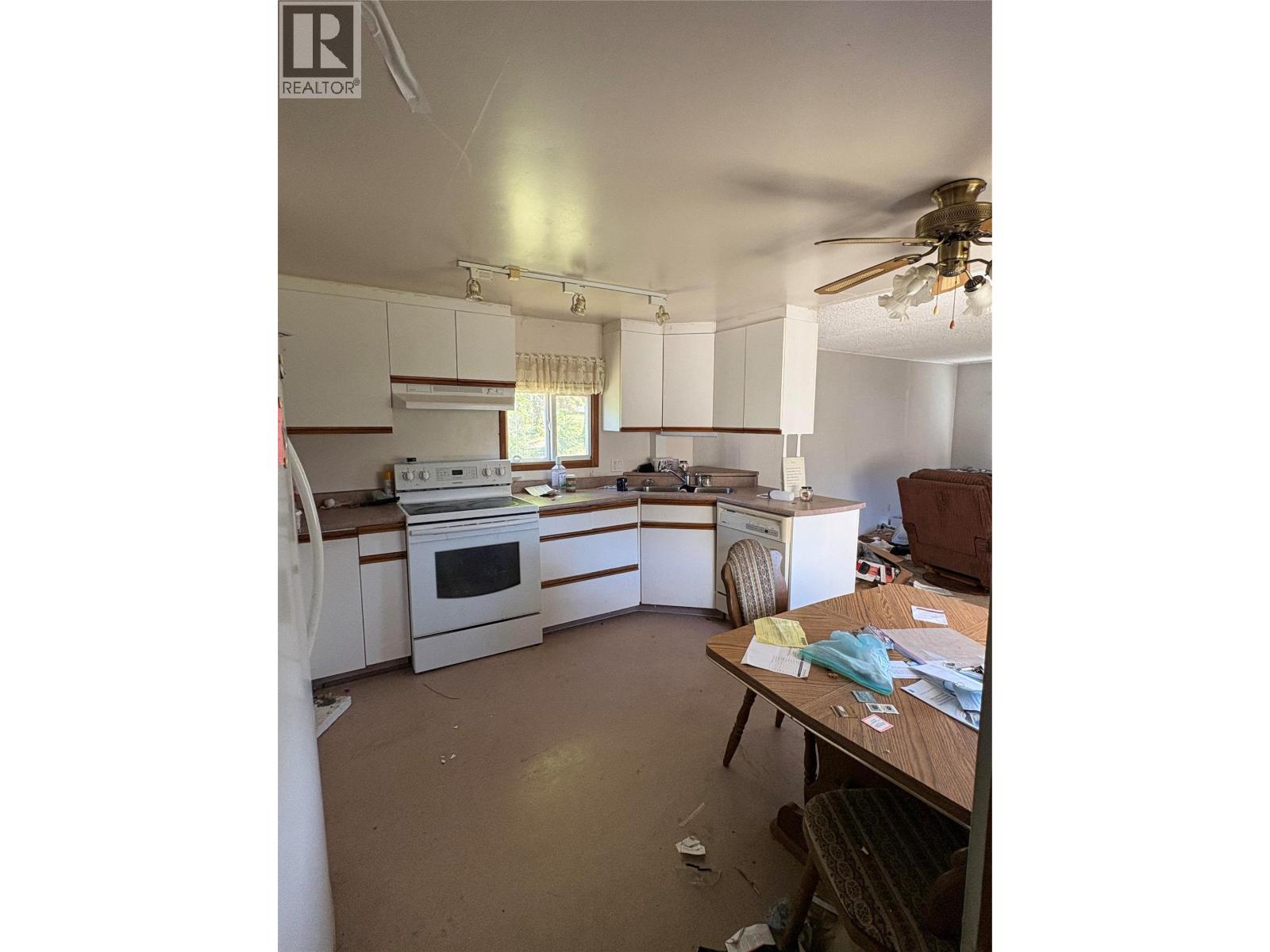 3164 Vavenby Bridge Road Property Photo 3