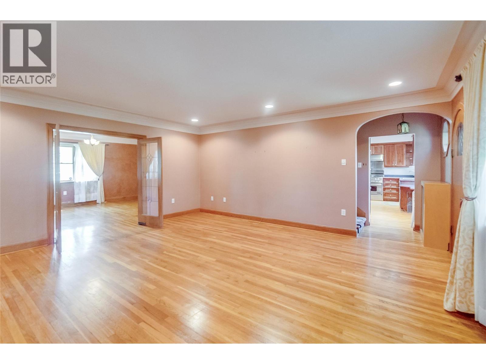 102 18th Street Property Photo 17