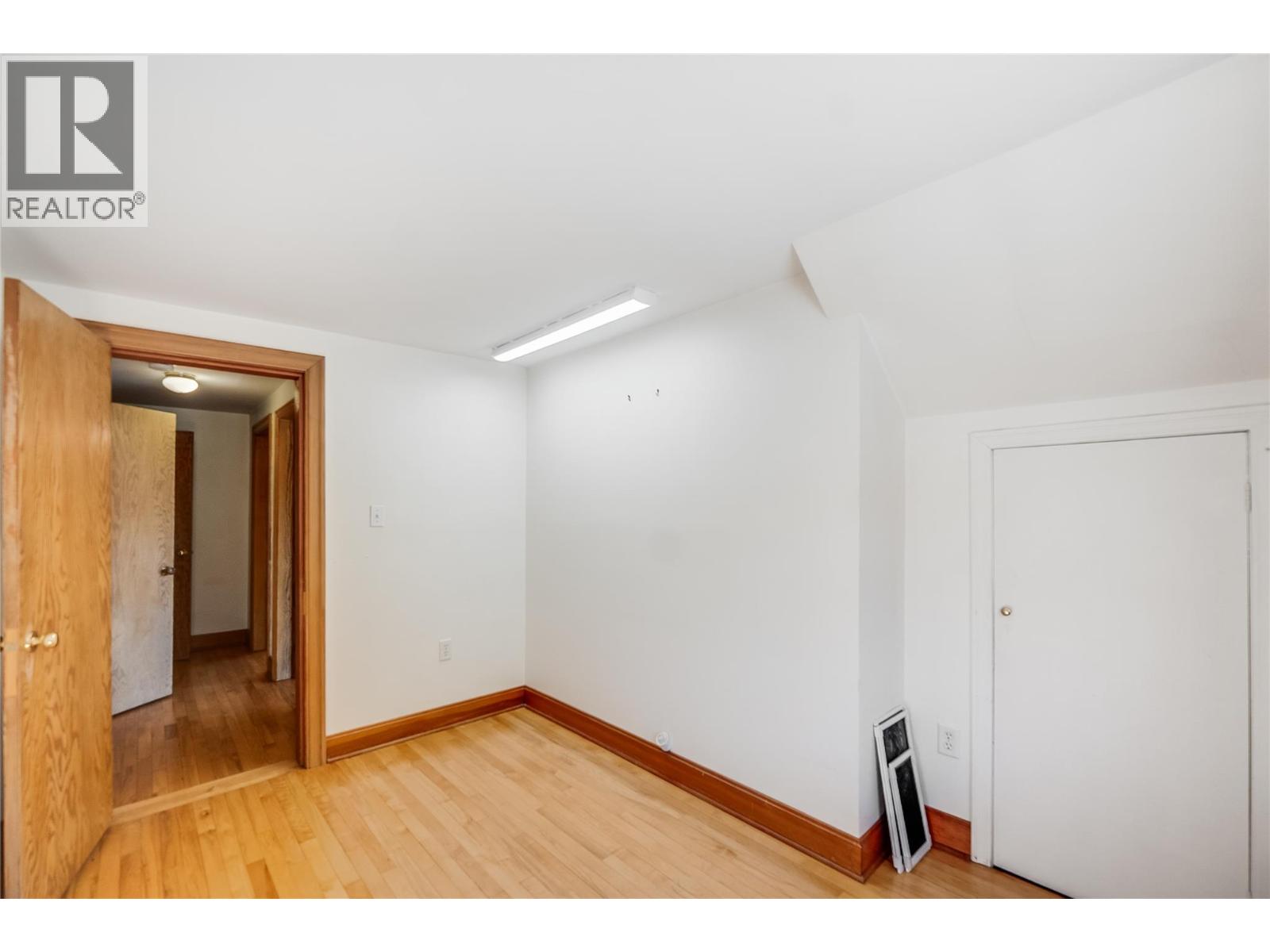 102 18th Street Property Photo 37