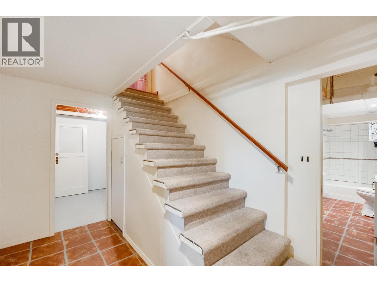 102 18th Street Property Photo 40