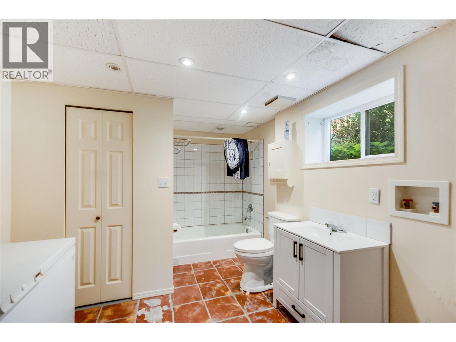102 18th Street Property Photo 44