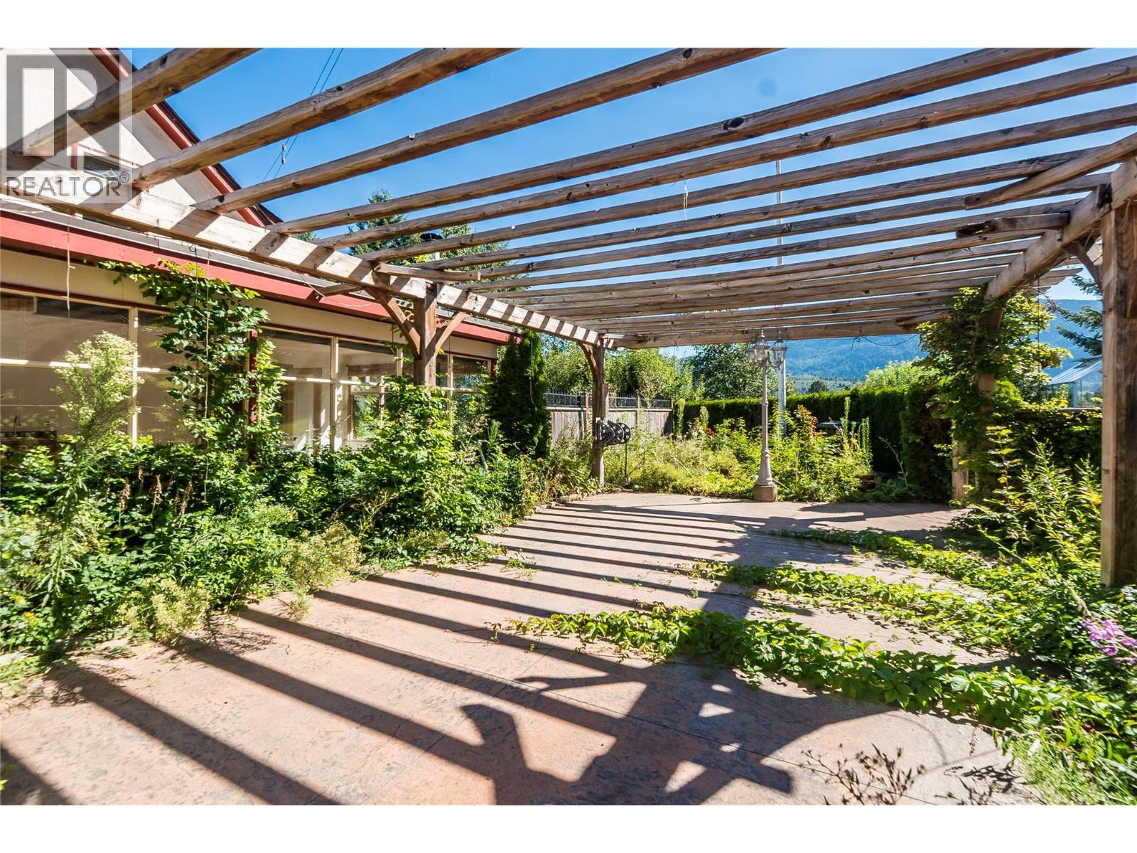 102 18th Street Property Photo 57