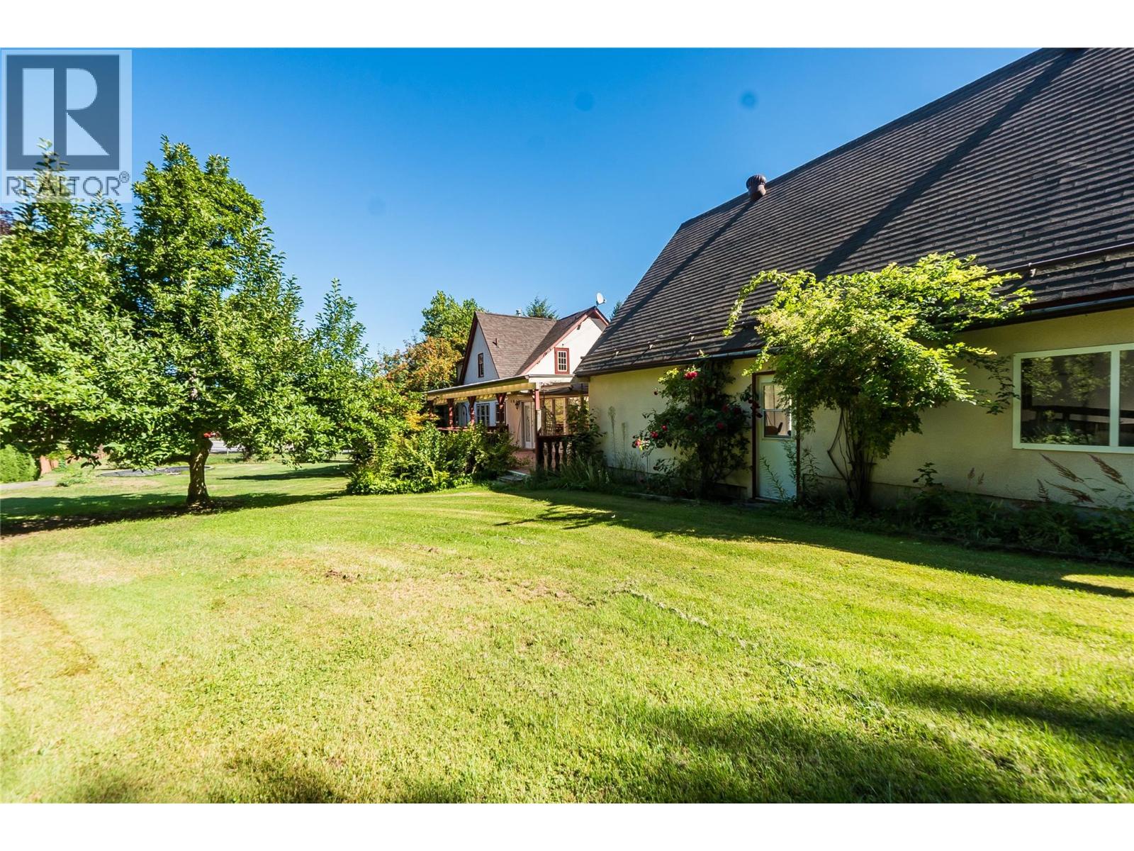 102 18th Street Property Photo 58