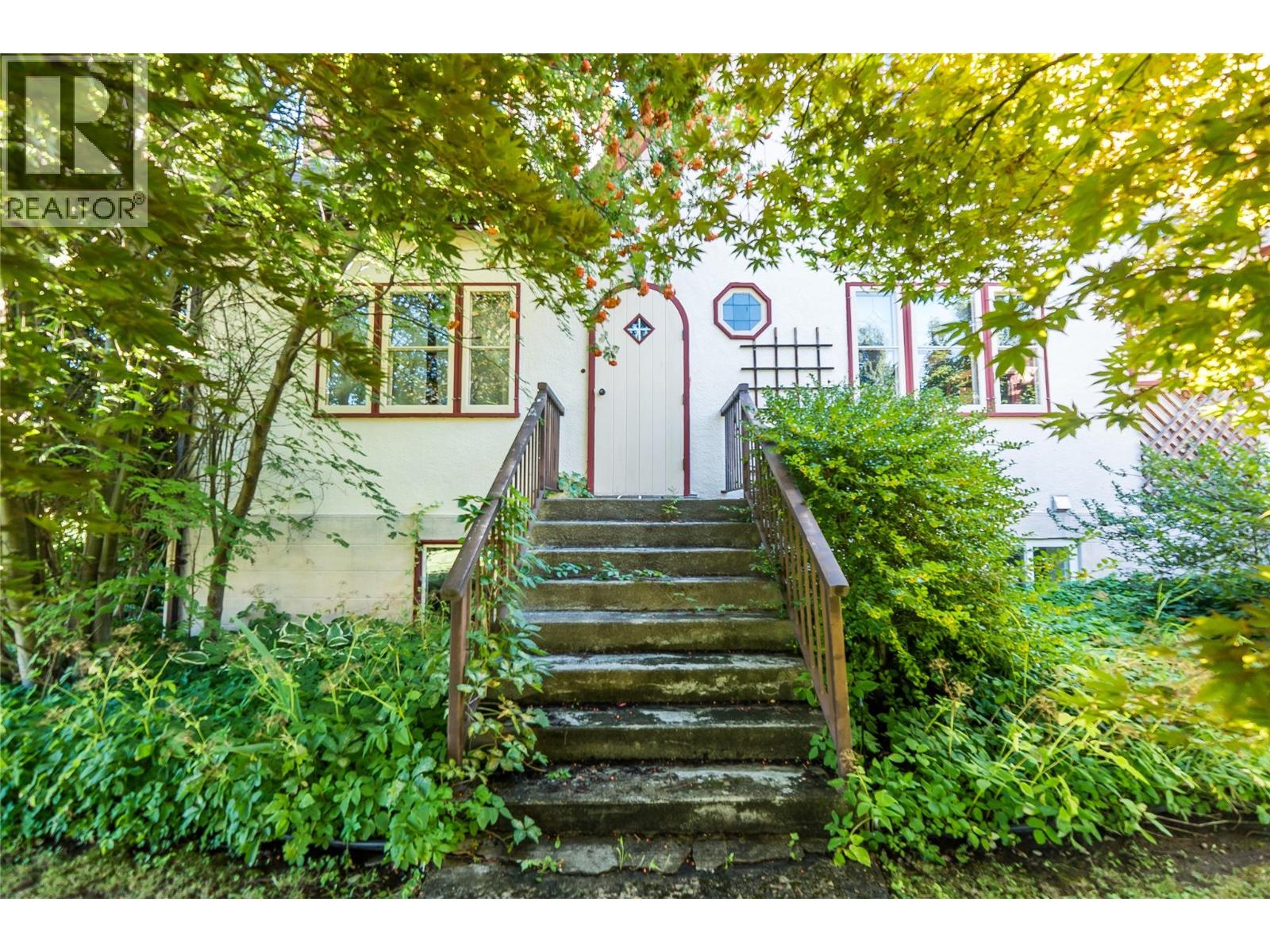102 18th Street Property Photo 59