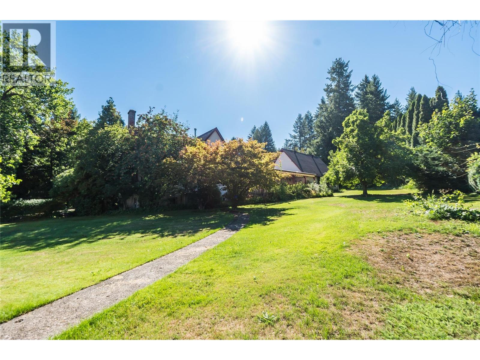 102 18th Street Property Photo 64