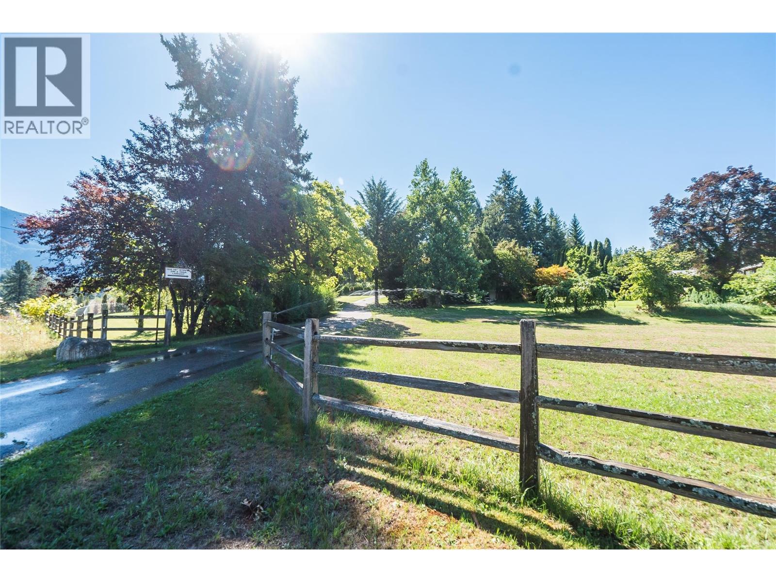 102 18th Street Property Photo 66