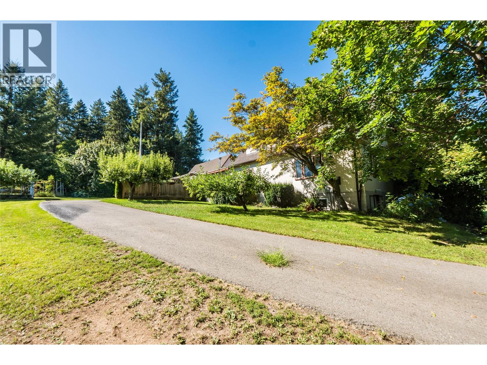 102 18th Street Property Photo 68