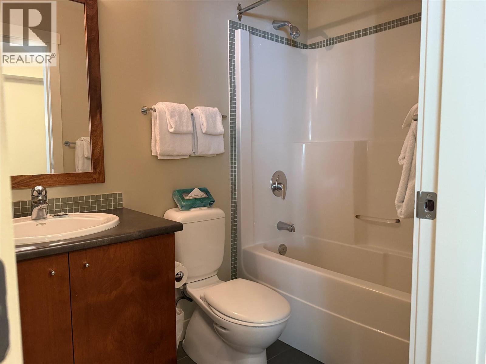 2049 Summit Drive Unit# 115d Property Photo 9
