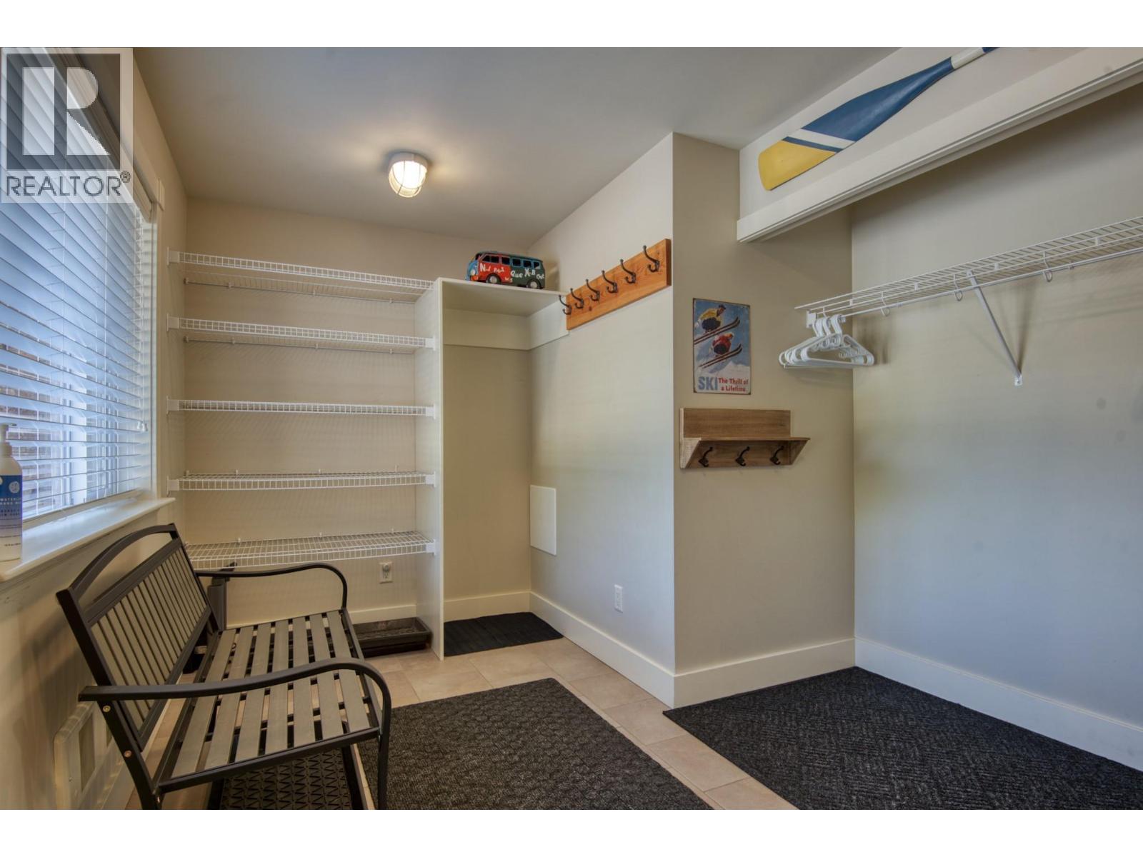 152 Clearview Crescent Property Photo 57