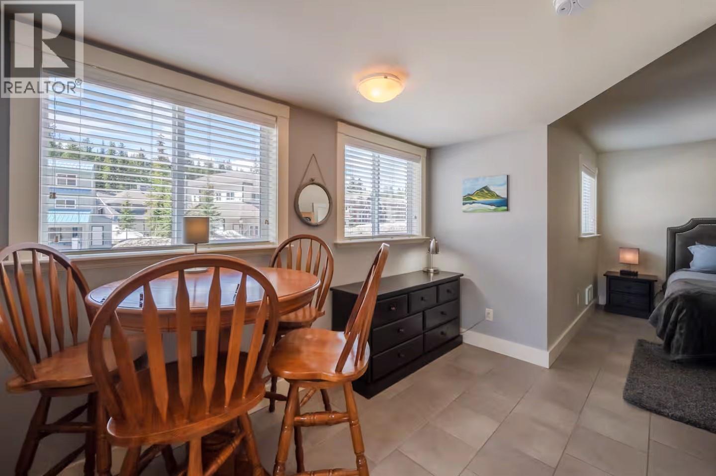 152 Clearview Crescent Property Photo 68