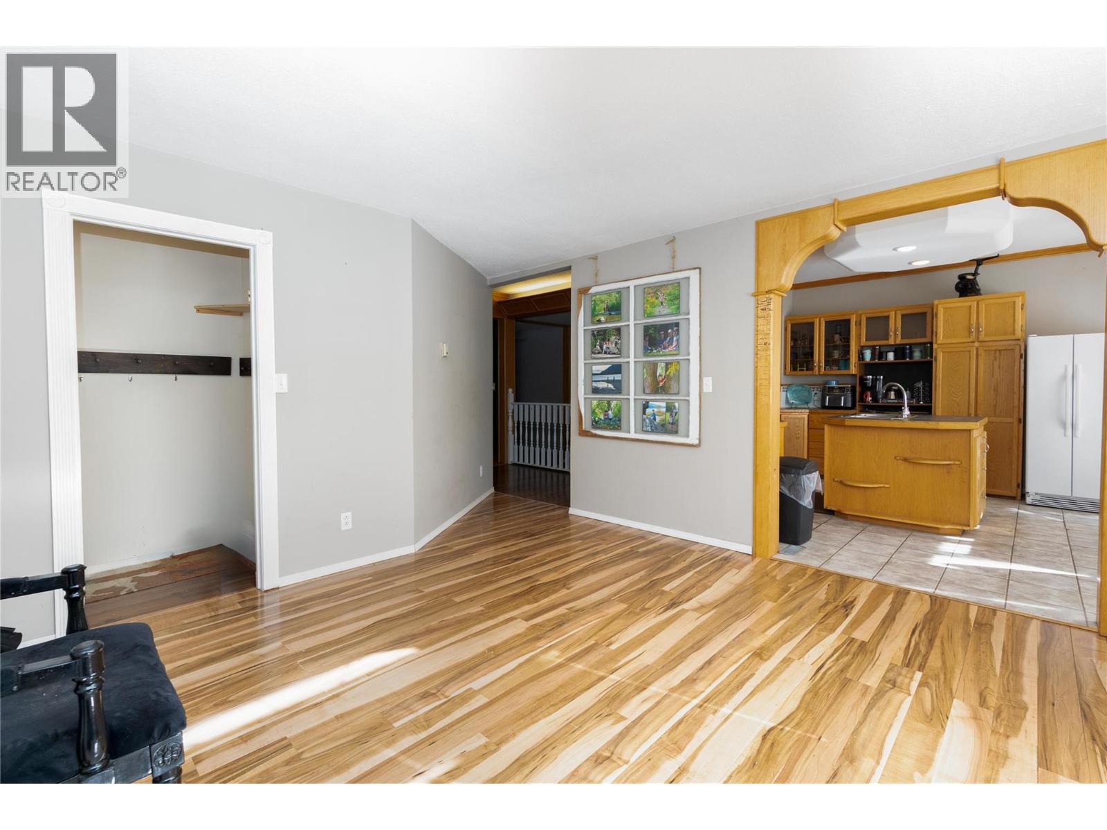 7630 97a Highway Property Photo 3