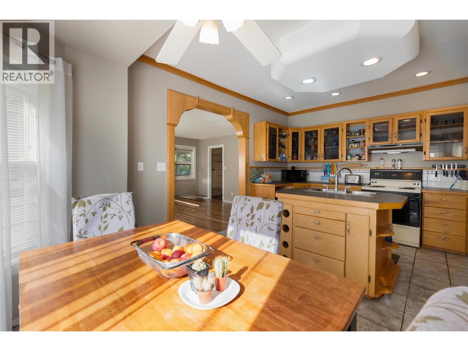 7630 97a Highway Property Photo 6