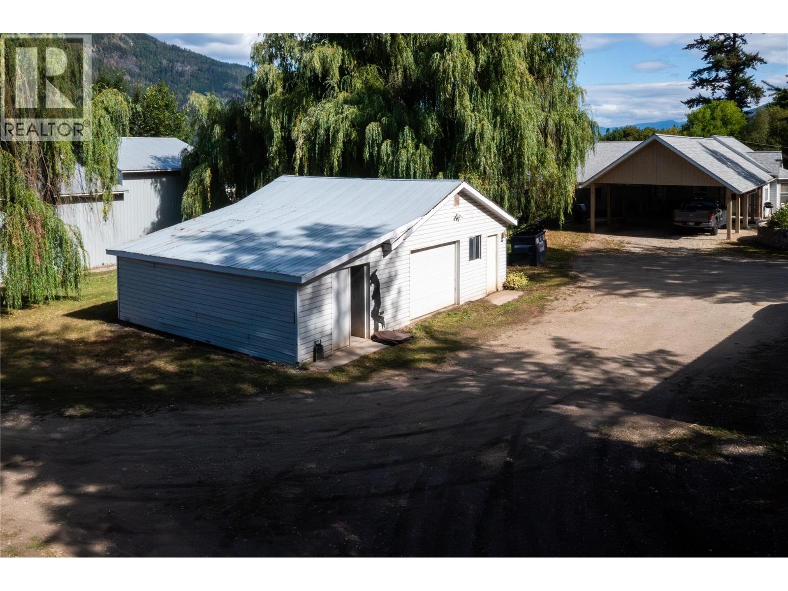 7630 97a Highway Property Photo 24