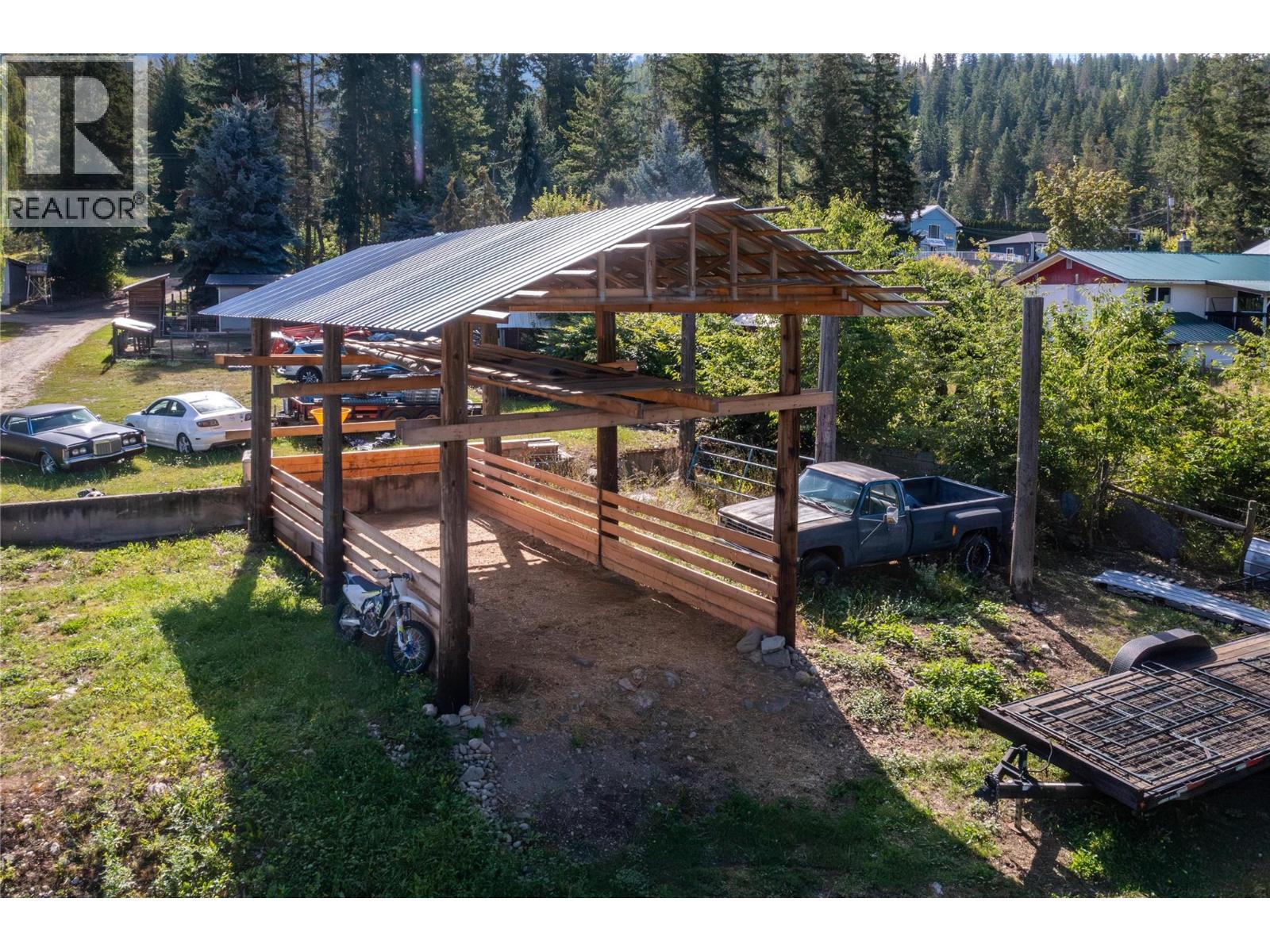 7630 97a Highway Property Photo 27