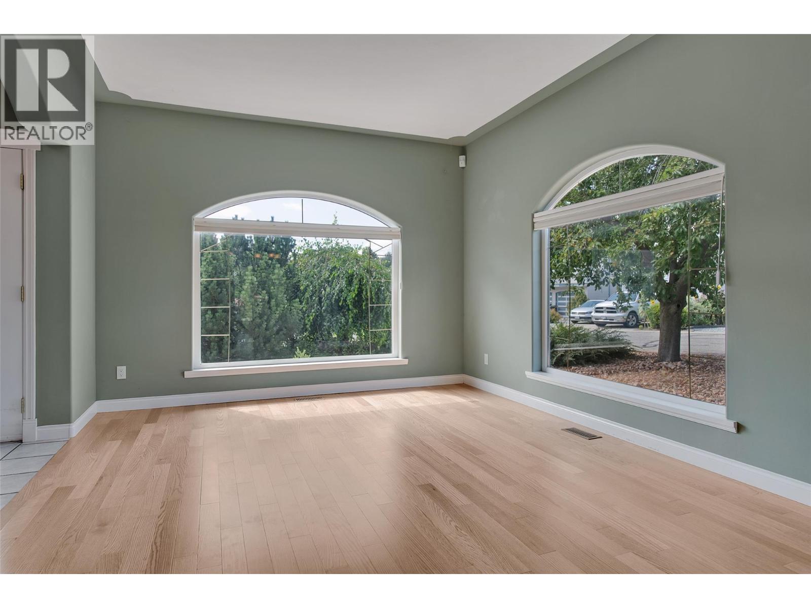 2317 Teal Place Property Photo 11