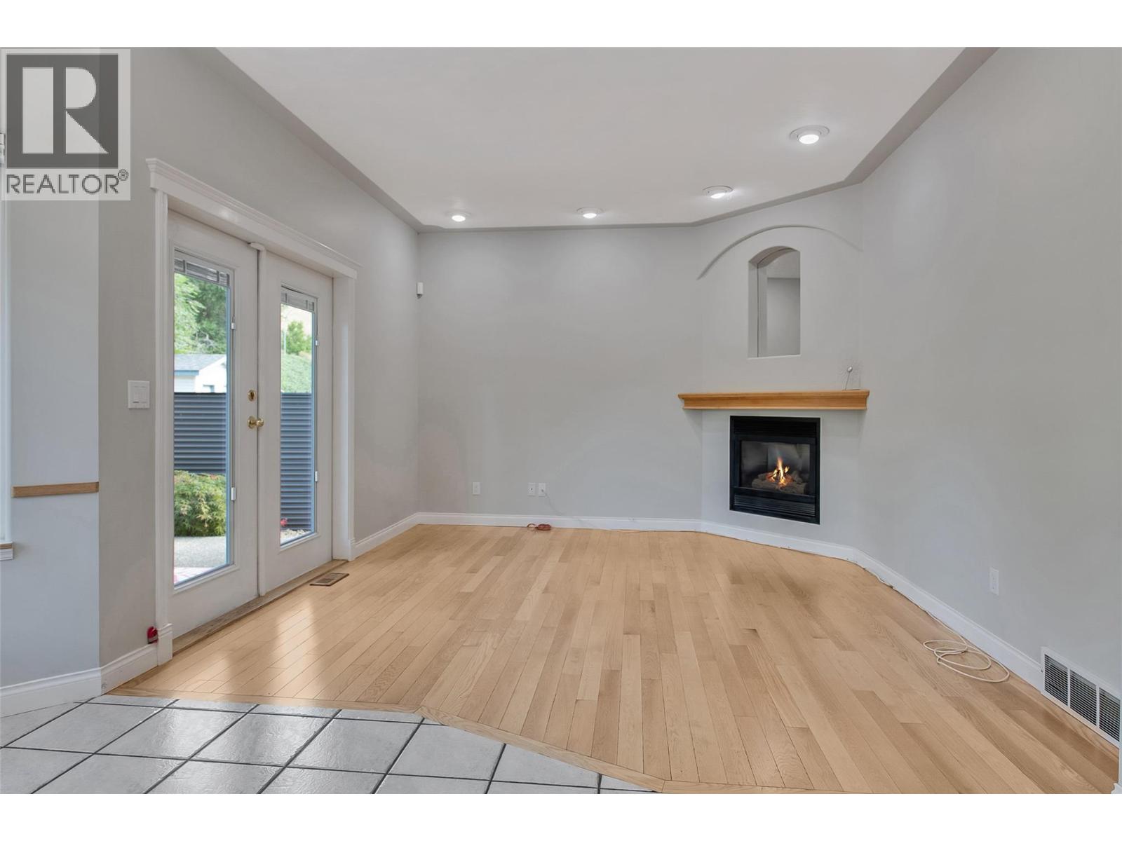 2317 Teal Place Property Photo 17