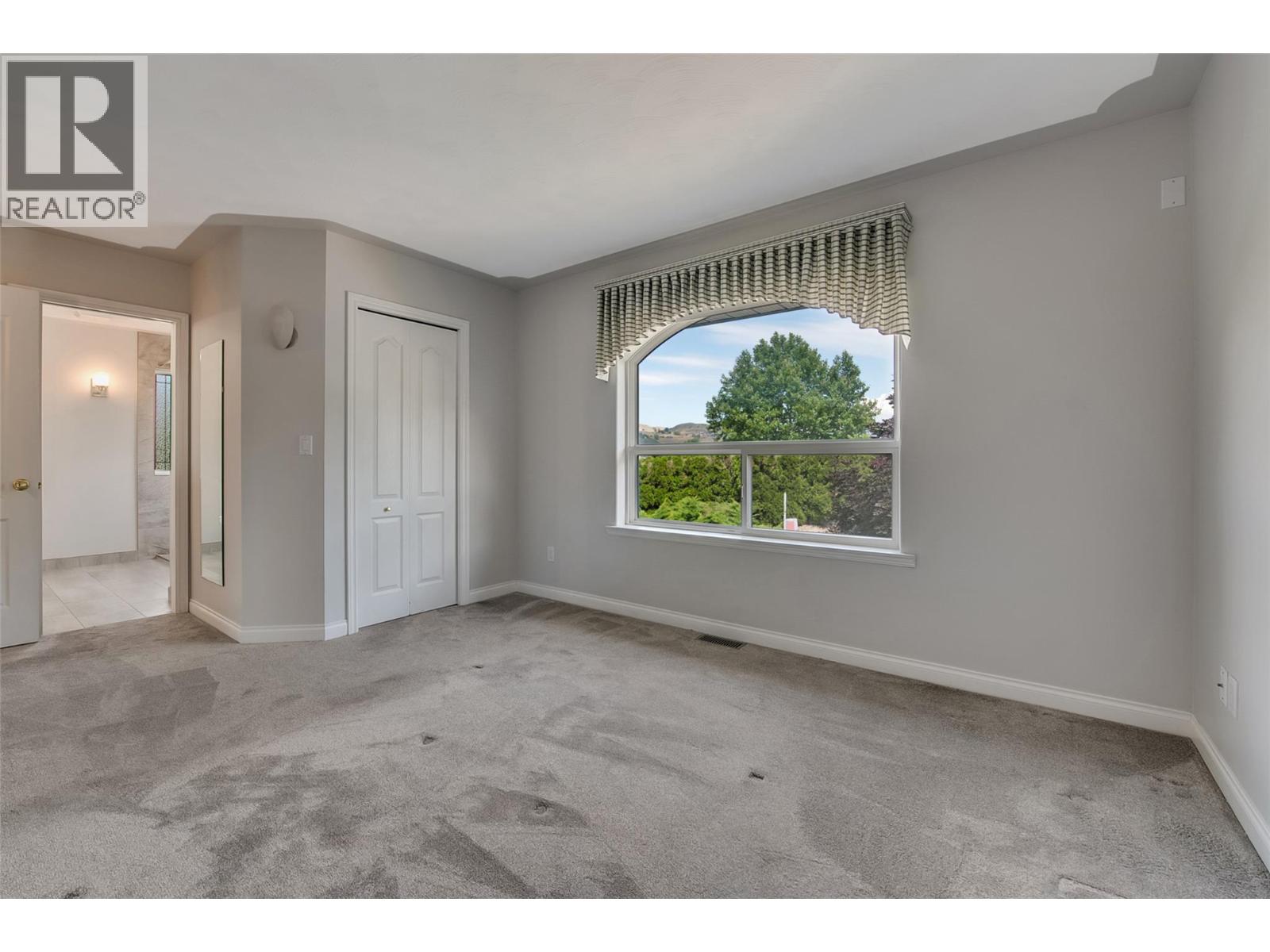 2317 Teal Place Property Photo 32