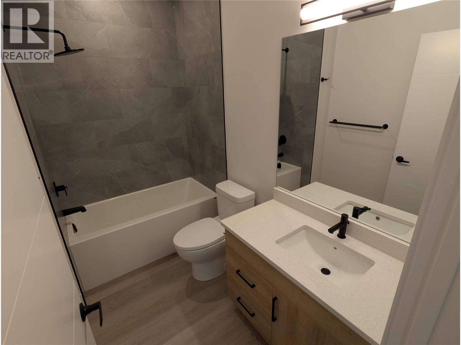 739 St Mary River Drive Property Photo 9