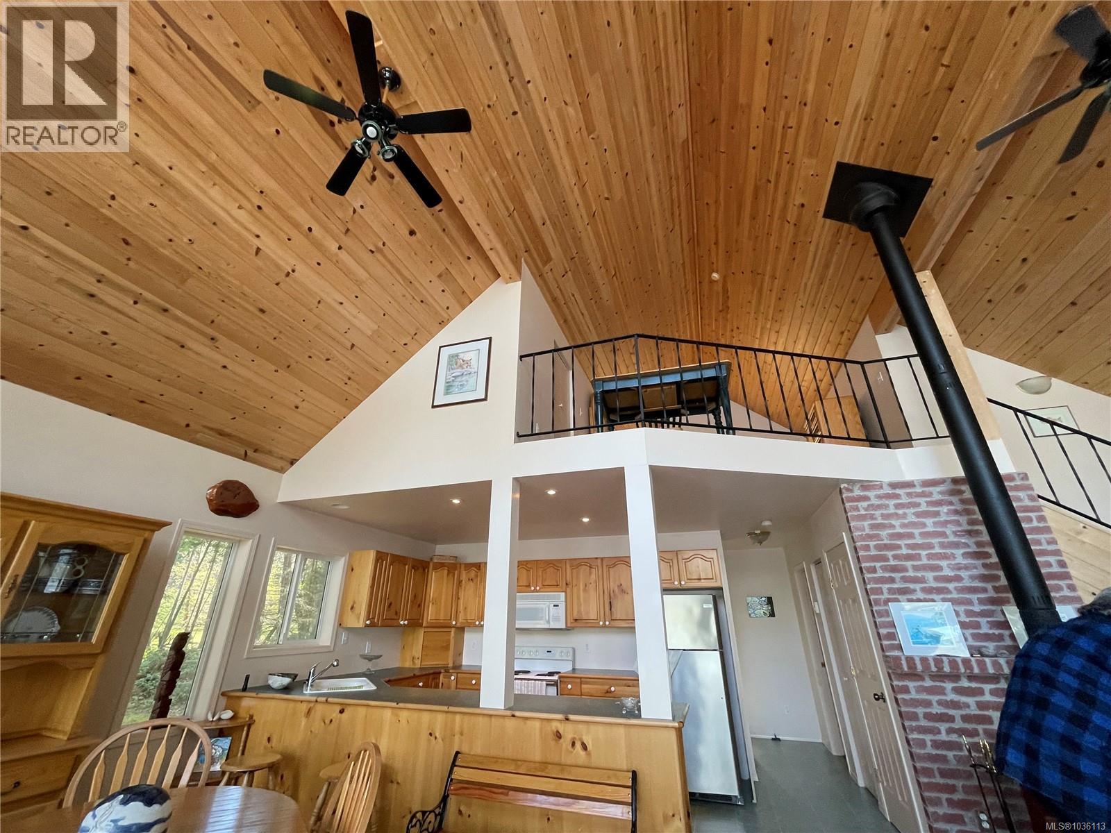 1022 Sea Fern Lane Property Photo 18