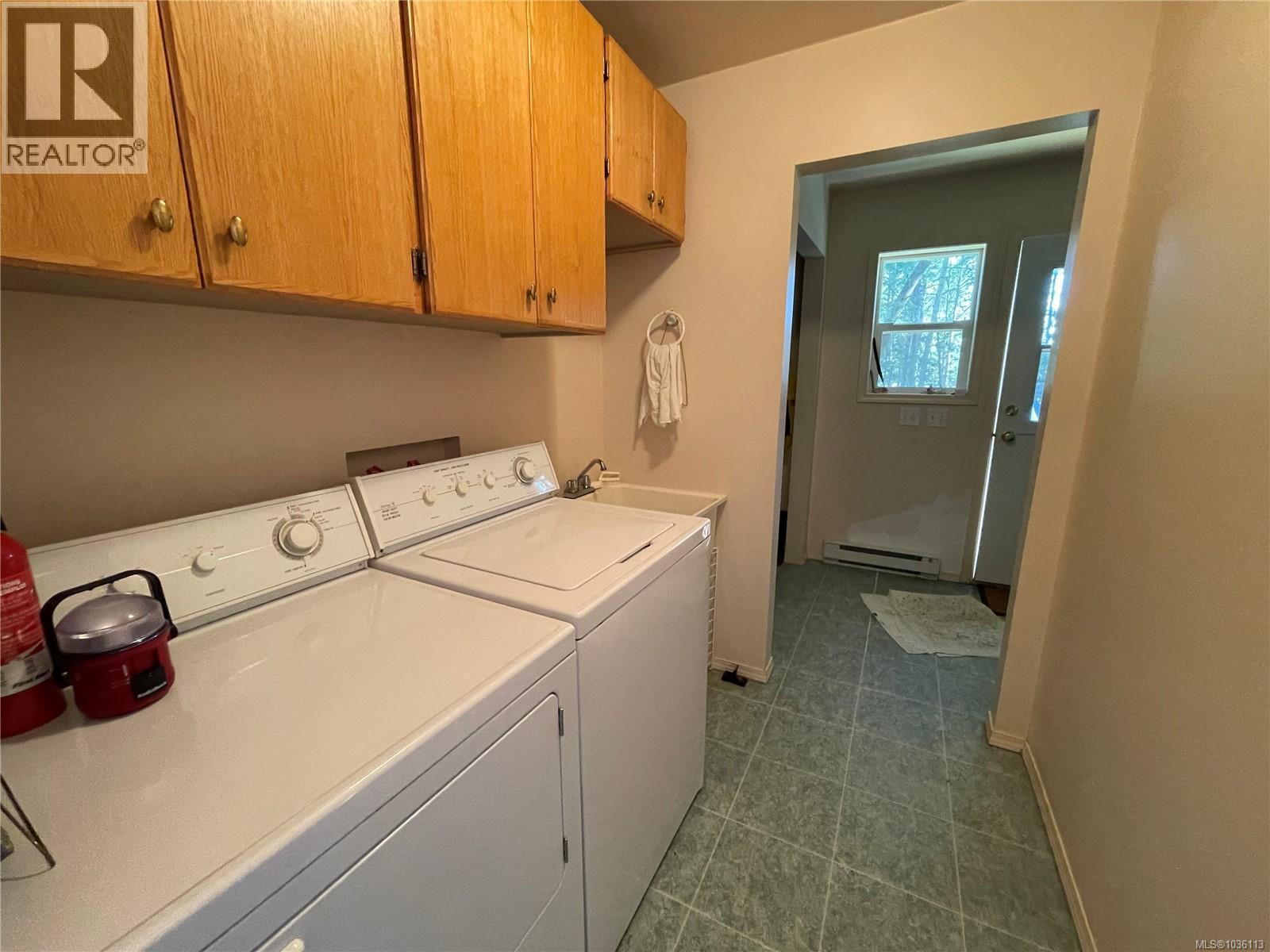 1022 Sea Fern Lane Property Photo 45