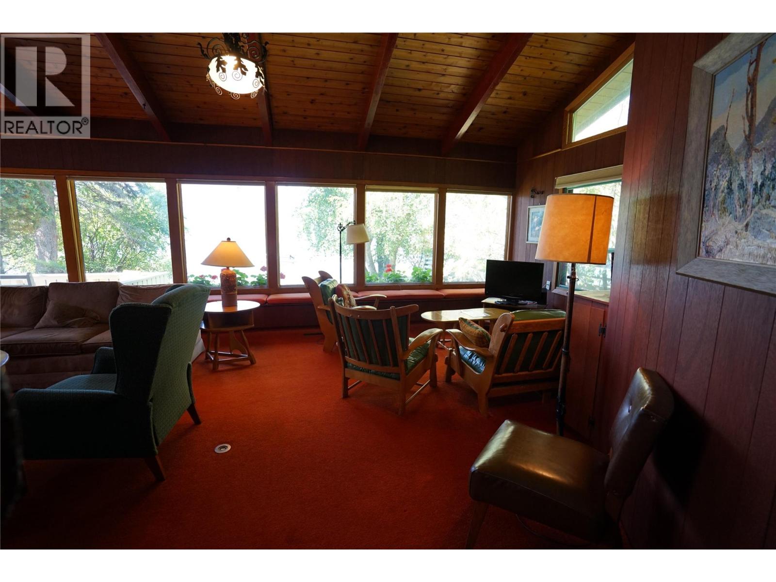 4806 Andreen Road Property Photo 20