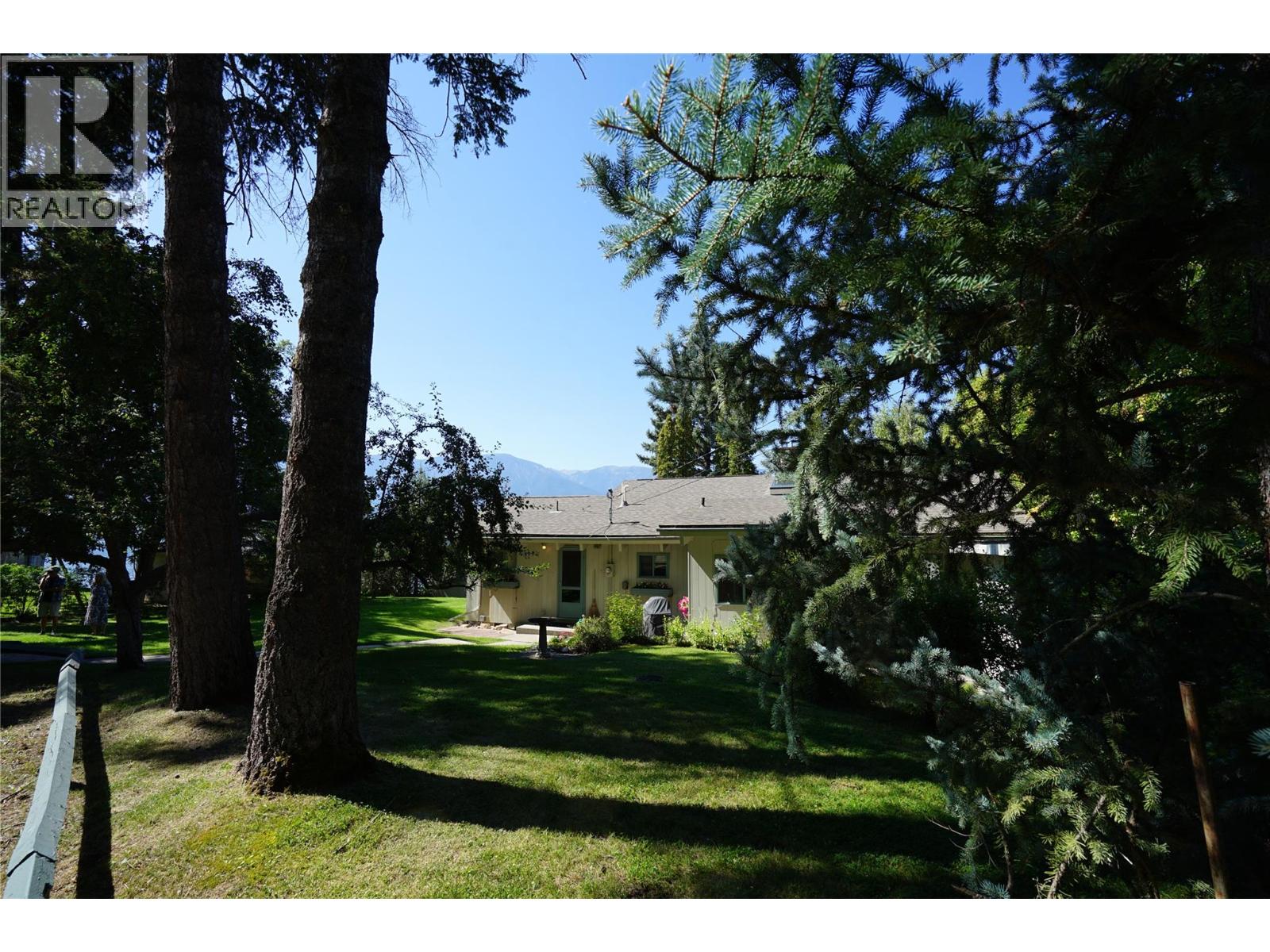 4806 Andreen Road Property Photo 26